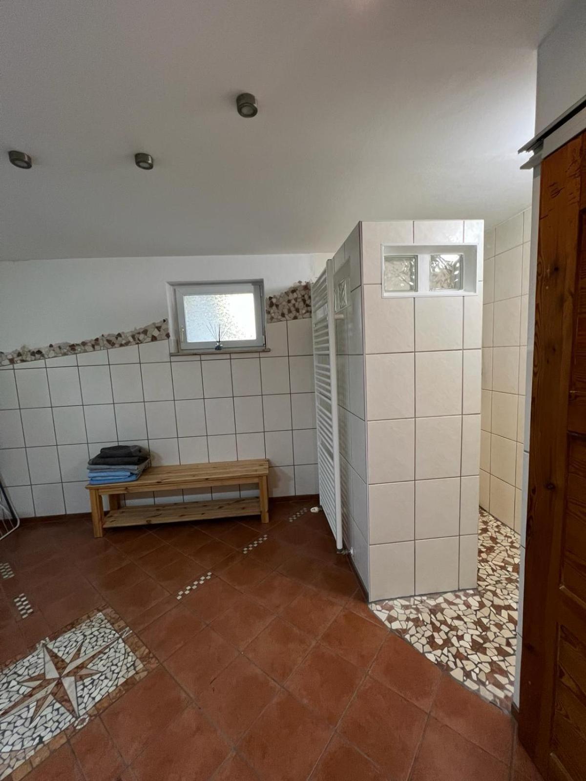 Haus Am Berzdorfer See - 3 Schlafzimmer - Ganzes Haus Zur Alleinnutzung - Terrasse - Hochwertige Ausstattung Gorlitz Bagian luar foto