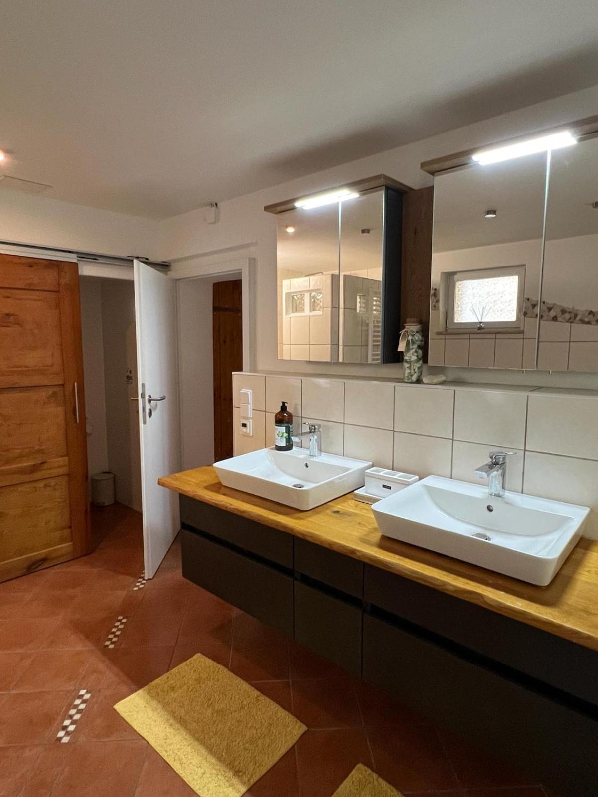 Haus Am Berzdorfer See - 3 Schlafzimmer - Ganzes Haus Zur Alleinnutzung - Terrasse - Hochwertige Ausstattung Gorlitz Bagian luar foto