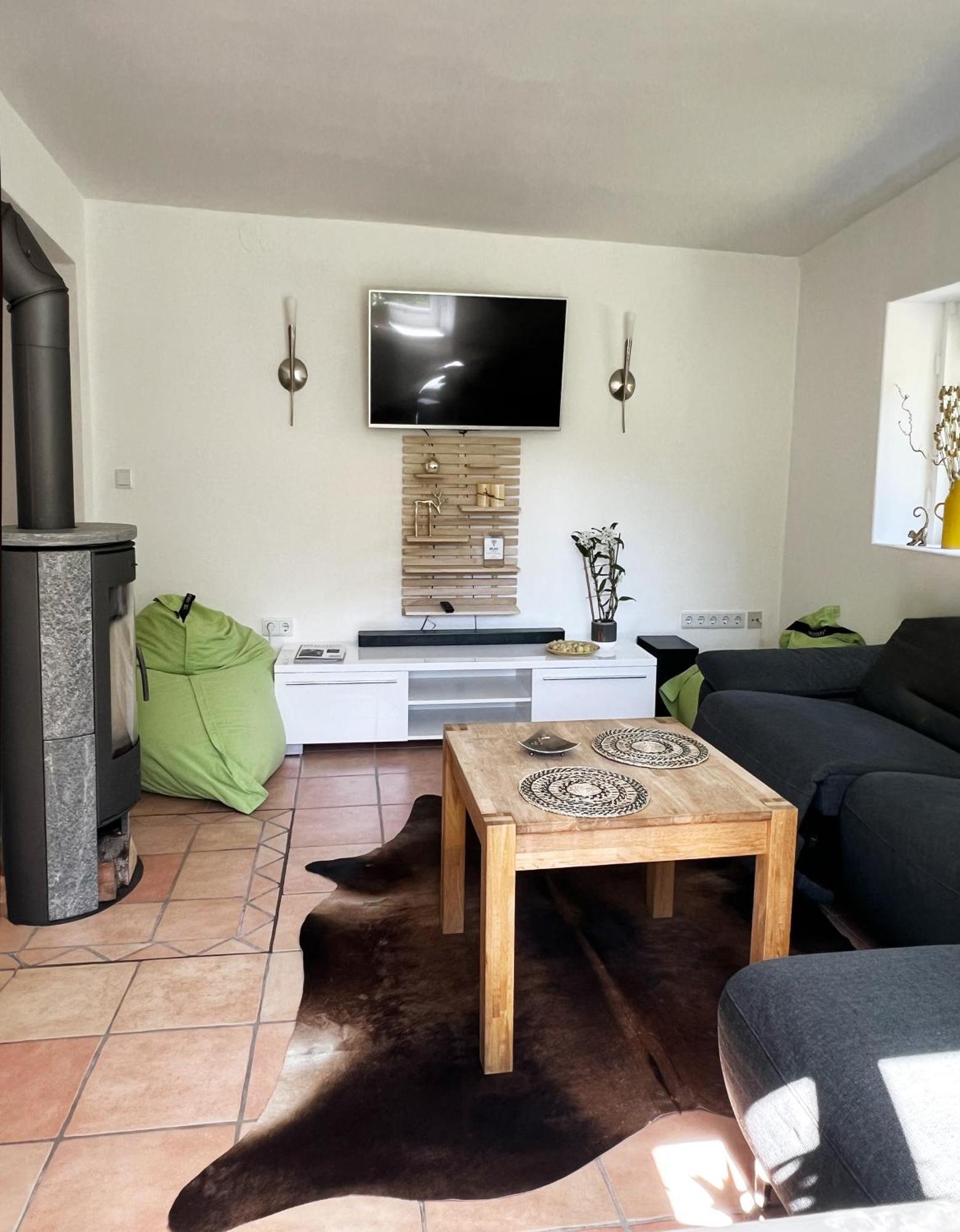 Haus Am Berzdorfer See - 3 Schlafzimmer - Ganzes Haus Zur Alleinnutzung - Terrasse - Hochwertige Ausstattung Gorlitz Bagian luar foto